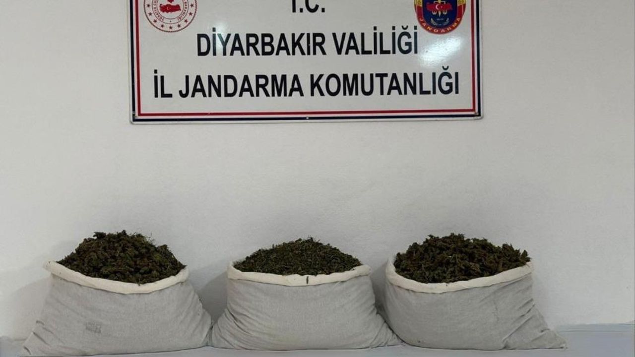 Diyarbakır'da uyuşturucu operasyonları: Çok sayıda şüpheli yakalandı