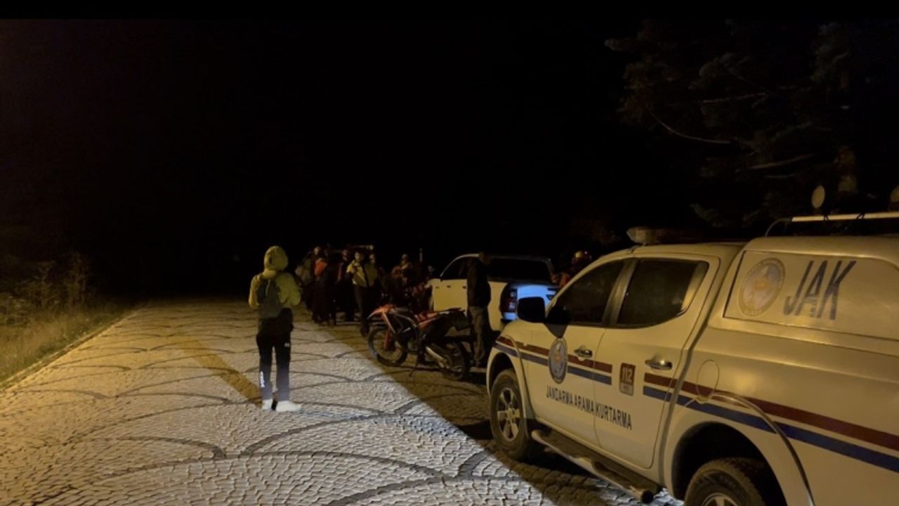 Uludağ’da kaybolan iki arkadaş için zamanla yarış