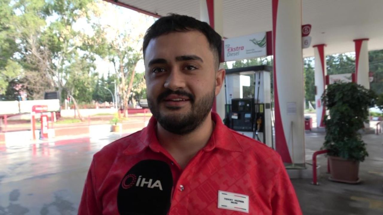 Video çekmek isterken 10 TL'sini kargaya kaptırdı