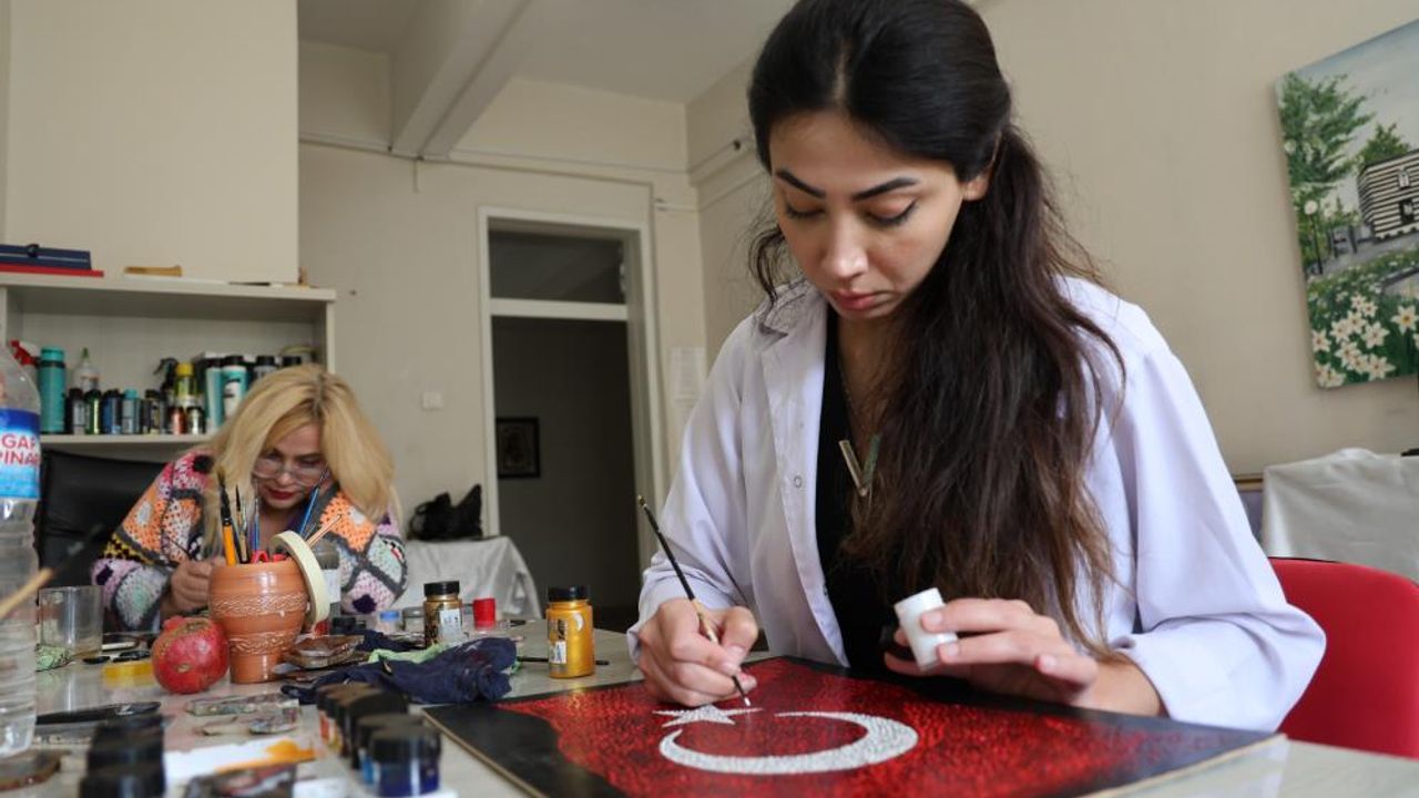 Diyarbakır’da Cumhuriyet’in 102. yılına özel “bayrak” sergisi