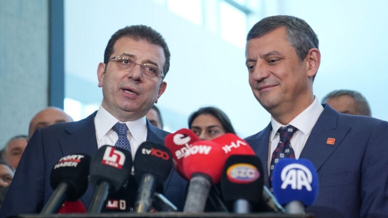 Özgür Özel ve Ekrem İmamoğlu yeni parti kuruyor! Tarih vererek açıkladı…