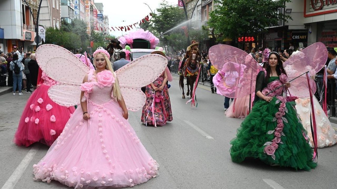 Gülün başkenti Isparta’da festival rüzgarı