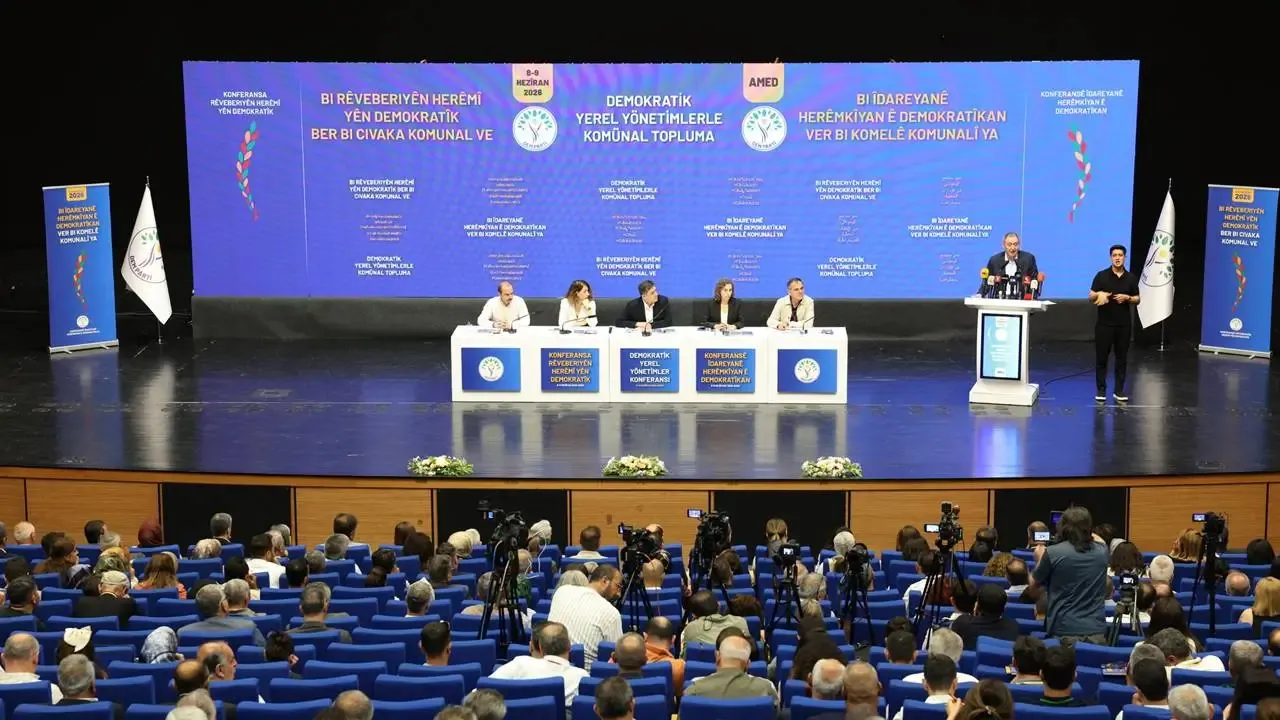 DEM Parti Diyarbakır konferansını tamamladı