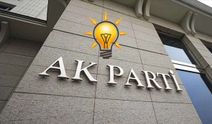 Ak Parti'de Deprem: İstifa Etti