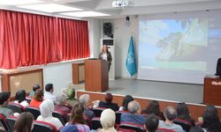 Diyarbakır'da "Dijitalleşme ve Aile" paneli