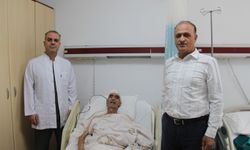 Diyarbakır’da ilk kez, beyin tümörü konuşarak alındı