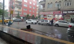 Diyarbakır’da dolu yağışı hayat felç etti