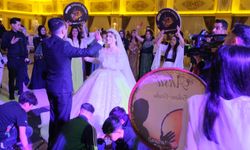 Diyarbakır’da Aydın ve Alekberov ailelerinin mutlu günü