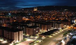 Depremde yıkılan Ebrar Sitesi yeniden ayağa kalktı