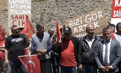 4 öğretmenin hayatını kaybettiği yolda eylem