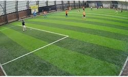 Futbol oynarken kalp krizi geçiren genç öldü