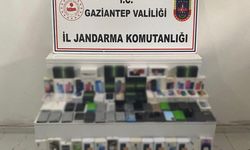 İş yerinde 2 milyon TL değerinde kaçak telefon çıktı
