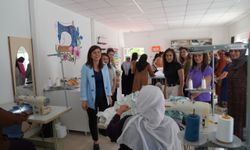 Diyarbakır’da Eşbaşkan Bucak’tan kadınlara anlamlı destek