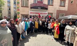 AK Partili Kadınlar Diyarbakır Anneleriyle buluştu