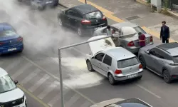Diyarbakır’da seyir halindeki otomobil bir anda alev aldı