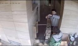 Tuvalette bulduğu altın dolu keseyi bakın ne yaptı?