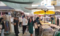 Diyarbakır'da Bayram alışverişi yoğunluğu; Herkes bakıyor, alan yok