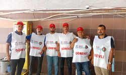 Dicle Üniversitesi Hastaneleri önünde Kamu işçileri eylemi