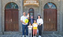 Diyarbakır'da görme engelli Recep, hayalini dokunarak gerçekleştirdi