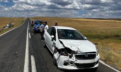 Şanlıurfa'da iki otomobilin çarpıştı: Yaralılar var