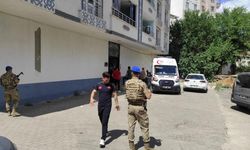 Psikolojik sorunları olan şahıs  ailesini rehin aldı