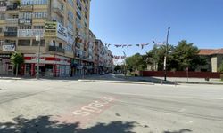 Elazığ'da cadde ve sokaklar sessizliğe büründü