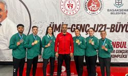 Milli karateci Sena Kızılaslan, Türkiye Karate Premier Ligi’nde gümüş madalya kazandı