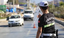 Trafik o hatayı affetmedi; Sürücüye 2 bin 979 lira ceza