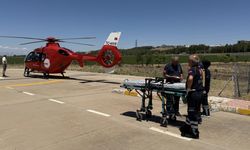Diyarbakır'da ambulans helikopter felç geçiren hasta için havalandı