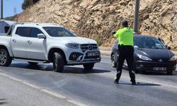 İbrahim Tatlıses'in kızı polisin üzerine araba sürdü