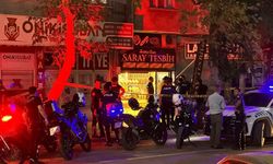 Yemek yerken çıkan tartışmada karısını öldürdü
