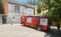 Diyarbakır'da çıkan yangında 3 kişi dumandan etkilendi