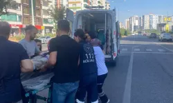 Diyarbakır’da karşıya geçmeye çalışan yayaya otomobil çarptı