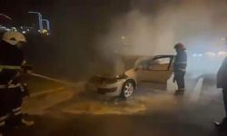 Seyir halindeki otomobilde yangın çıktı
