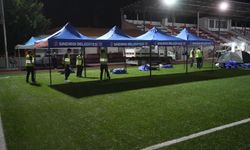 Depremzede vatandaşlar geceyi stadyumda geçirdi