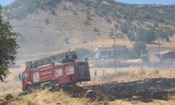 Diyarbakır kırsalında örtü yangını yeniden alevlendi
