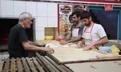 Ekmekle beraber fırıncılar da pişiyor
