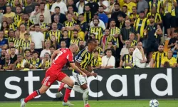 Fenerbahçe 10 kişi kalan Benfica’yı geçemedi: 0-0