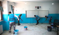Diyarbakır’da hükümlüler okulları yeniliyor