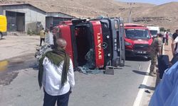 Yangına giden itfaiye aracı devrildi: Yaralılar var