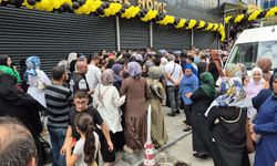 Mağaza açılışında 'indirim' izdihamı