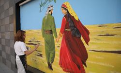 Ünlü Kürt şahsiyetlerin portreleri belediye bahçesinde
