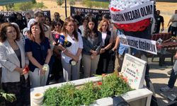 Diyarbakır’da vahşice öldürülen Narin Güran mezarı başında anıldı