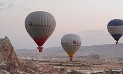 Sıcak hava balonları Zafer Bayramı için havalandı
