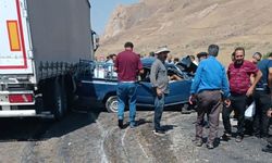 Hakkari-Van yolunda feci kaza: Ölü ve yaralılar var