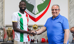 Amedspor Cheikhou Kouyate'yi kadrosuna kattı