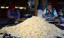 Kadınların imece usulü kış hazırlığı telaşı