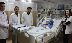 Diyarbakır’da bir ilk: Genç kıza beyin pili takıldı