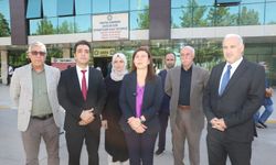 Diyarbakır Eşbaşkanı Serra Bucak’tan İsmail Beşikçi’ye hastane ziyareti