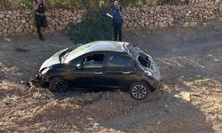 Siirt’te otomobil şarampole yuvarlandı